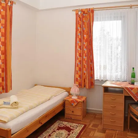 Kleiner Inselsberg Hotel 2*